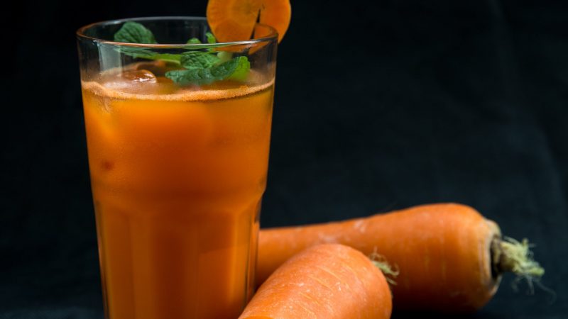 Công dụng thần kỳ của nước ép cà rốt mà bạn nên biết