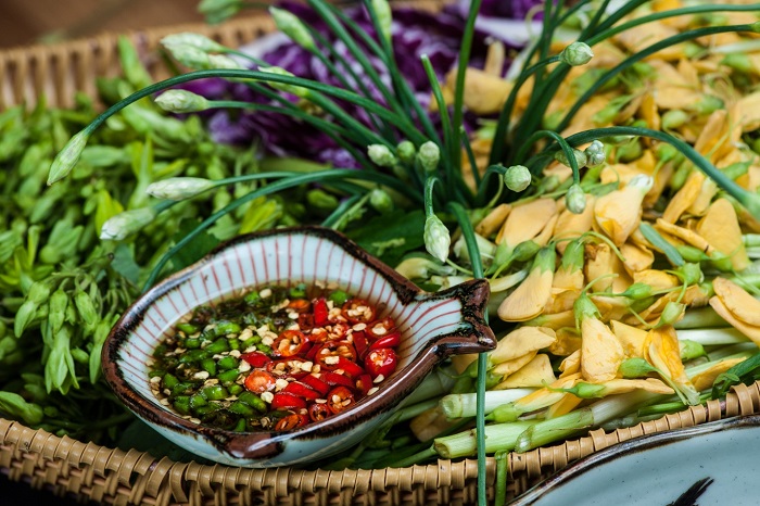 Việt Nam có nhiều món ăn chế biến từ các loại hoa nhất thế giới