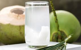 Lợi ích và tác hại của đồ uống: nước dừa