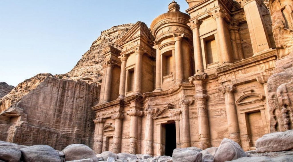 Bí ẩn ngôi thành cổ Petra (Jordan)