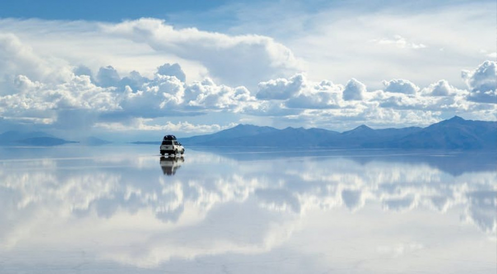 Tham quan hồ muối Salar de Uyuni (Bolivia)