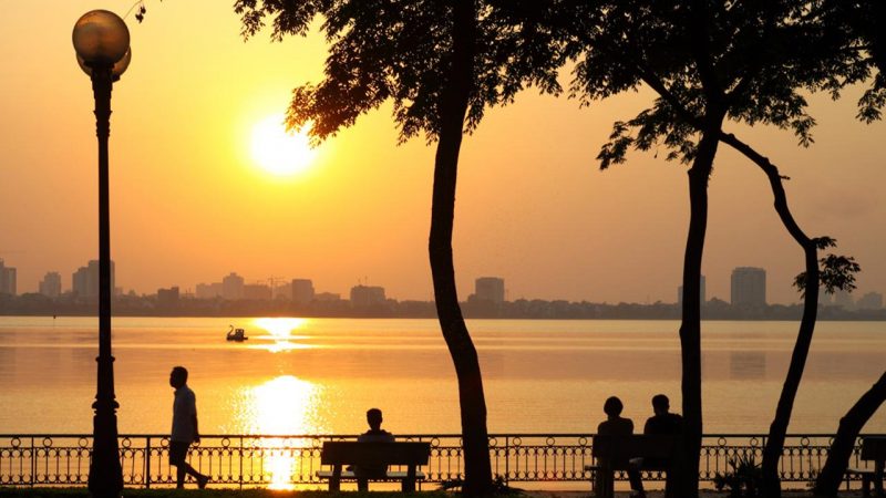 Top 8 điểm đến lãng mạn để đón Valentine cùng người yêu ở Hà Nội